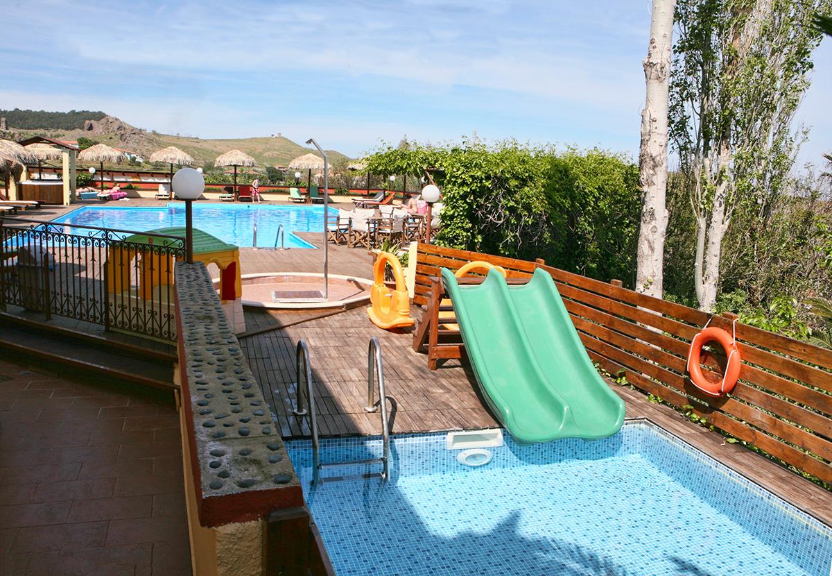 Belvedere Aeolis Hotel Mithymna Exterior photo